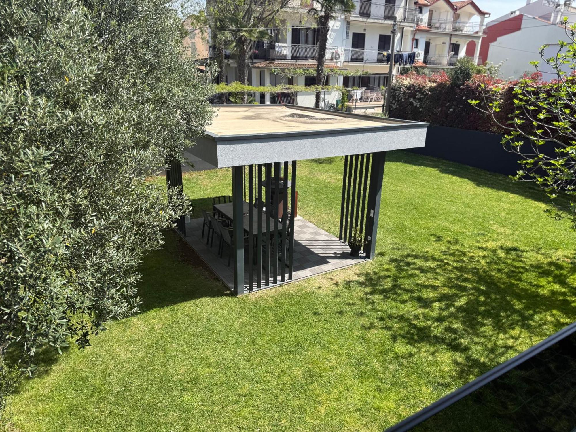 Apartmani Beril Lux 로비니 외부 사진