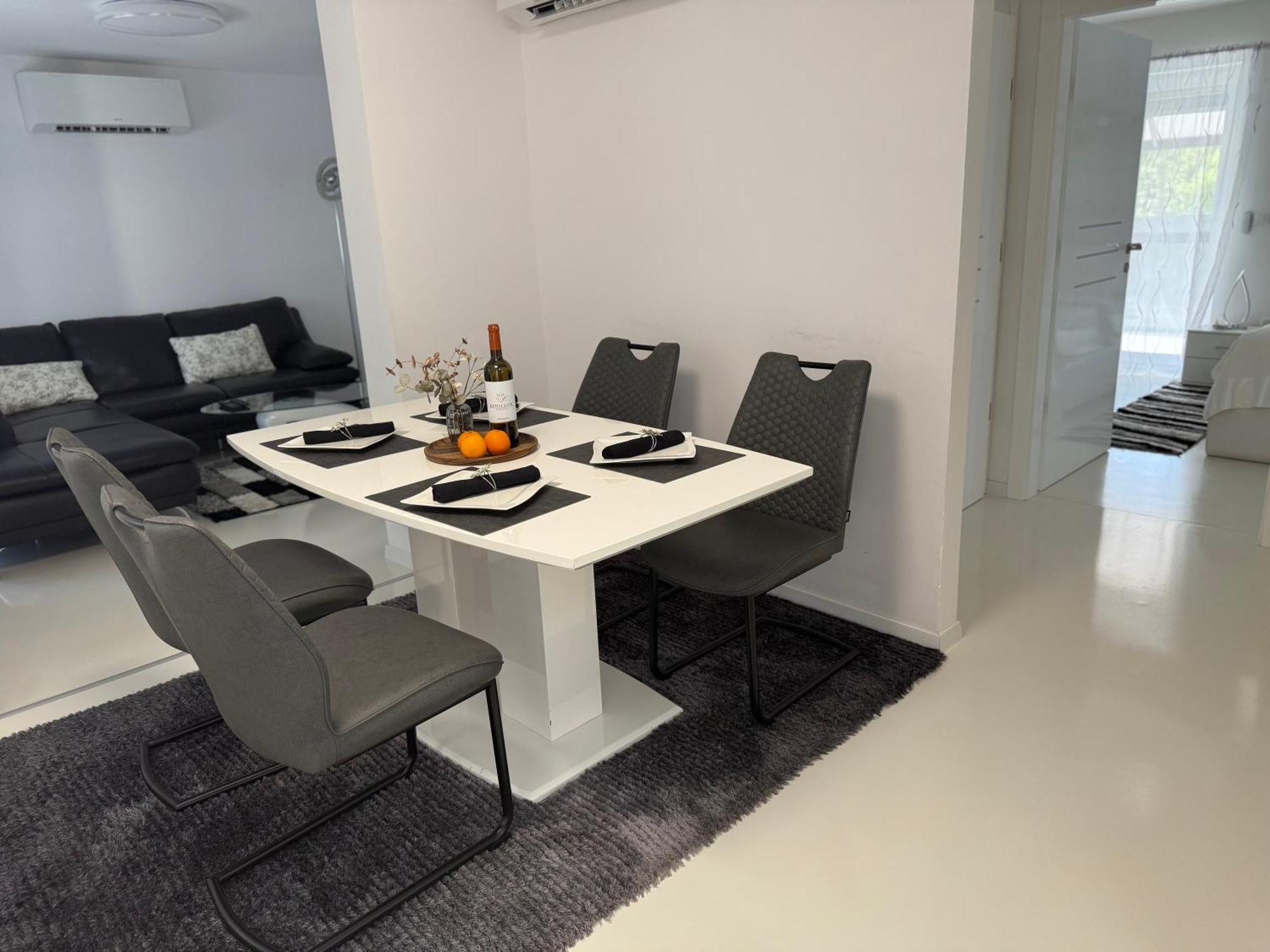 Apartmani Beril Lux 로비니 외부 사진