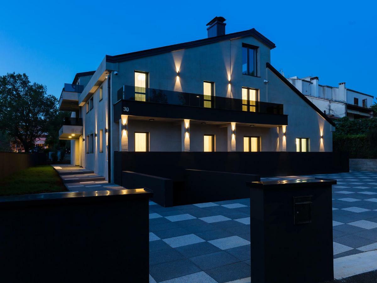 Apartmani Beril Lux 로비니 외부 사진